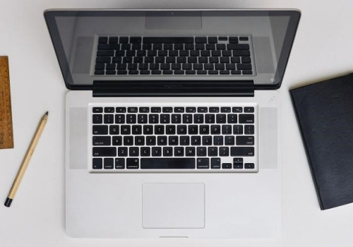 best-laptops-for-web-developers-apple-macbook-pro-mjlt2lla
